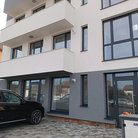 Apartament 2 Camere, Bloc Nou, Langa Promenada Moll, Capacitate 4 Persoane Craiova Dış mekan fotoğraf